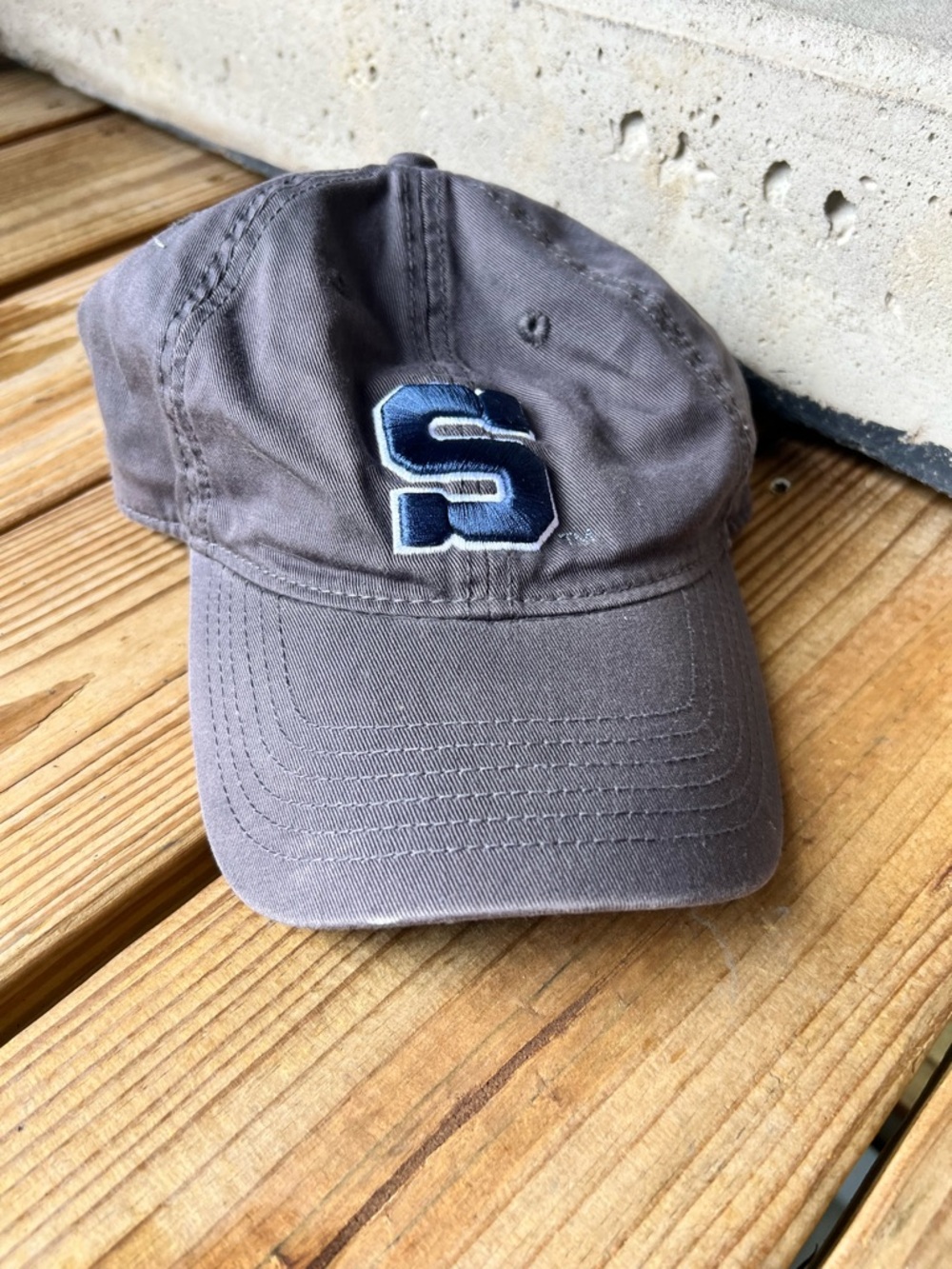 Penn State Women’s “S” Adjustable Hat - Picture 6 of 7